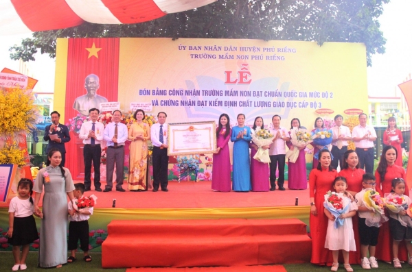 MẦM NON PHÚ RIỀNG: TRƯỜNG HỌC ĐẦU TIÊN CỦA HUYỆN PHÚ RIỀNG ĐẠT CHUẨN QUỐC GIA MỨC ĐỘ 2.