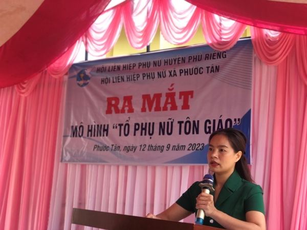 Ra mắt mô hình “Tổ phụ nữ tôn giáo” và kết nạp Hội viên mới xã Phước Tân