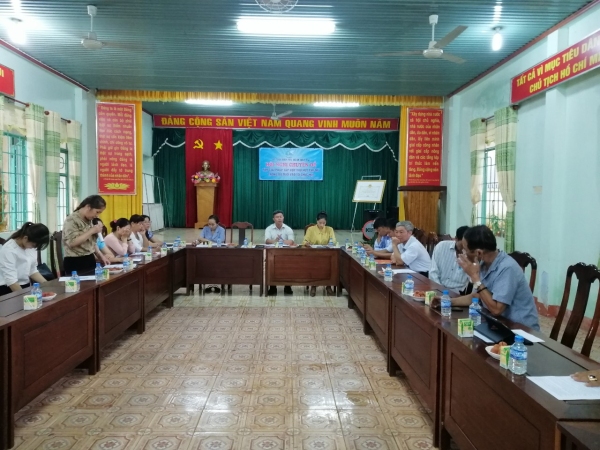 BÌNH TÂN: HỘI NGHỊ CHUYÊN ĐỀ “TÌM GIẢI PHÁP THU HÚT PHỤ NỮ TRONG ĐỘ TUỔI THAM GIA TỔ CHỨC HỘI”