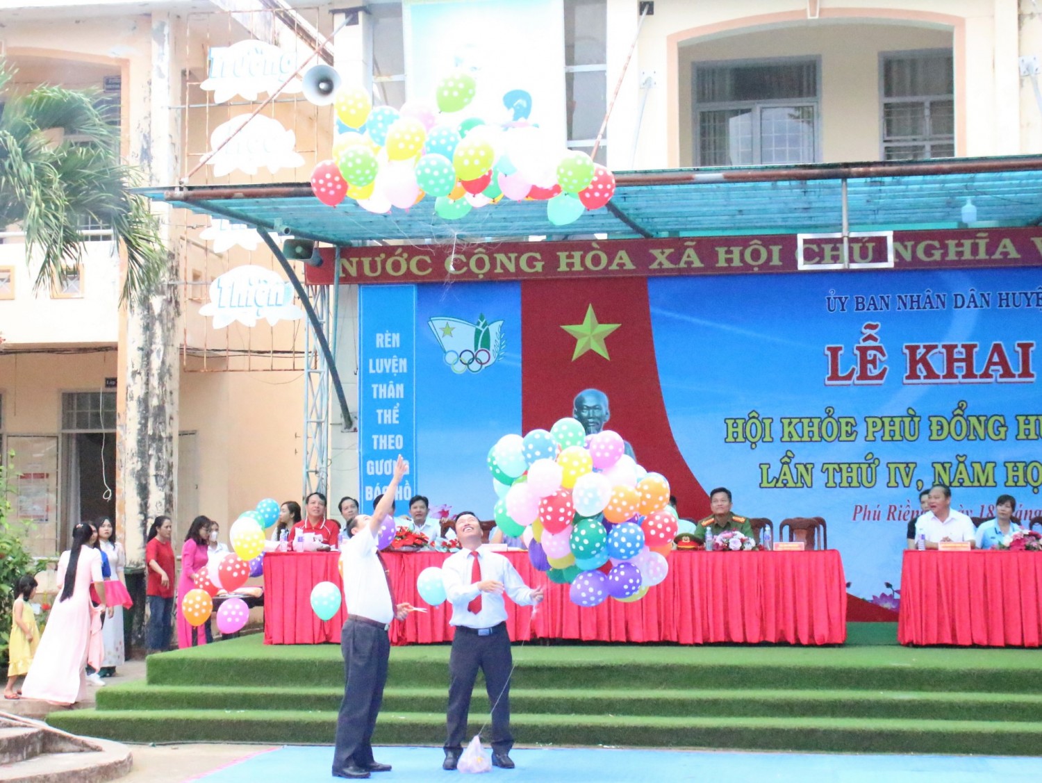 HUYỆN PHÚ RIỀNG TỔ CHỨC HỘI KHỎE PHÙ ĐỒNG LẦN THỨ IV NĂM 2023.