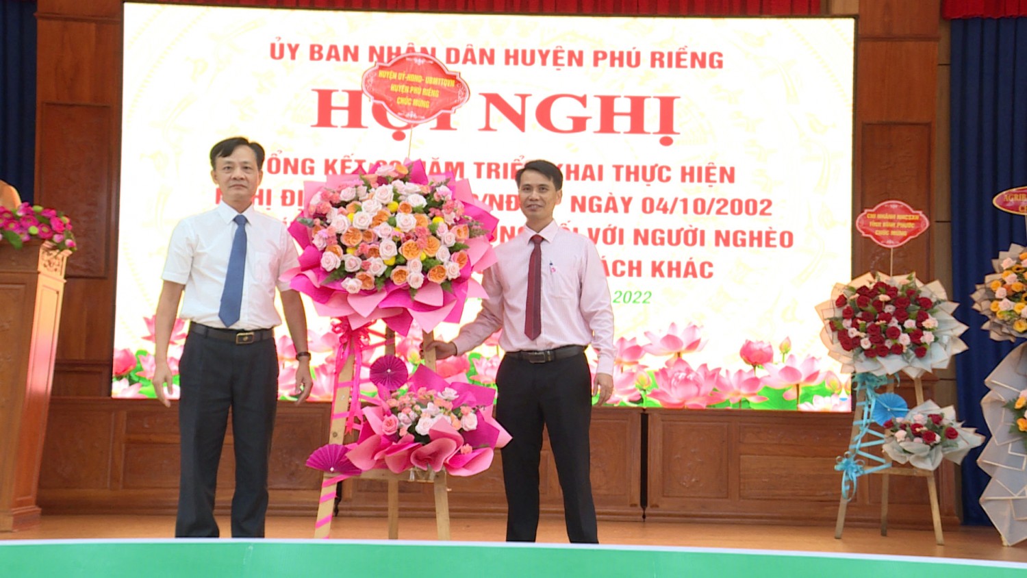 Huyện Phú Riềng có 4.312 hộ thoát nghèo nhờ vay vốn ngân hành chính sách.